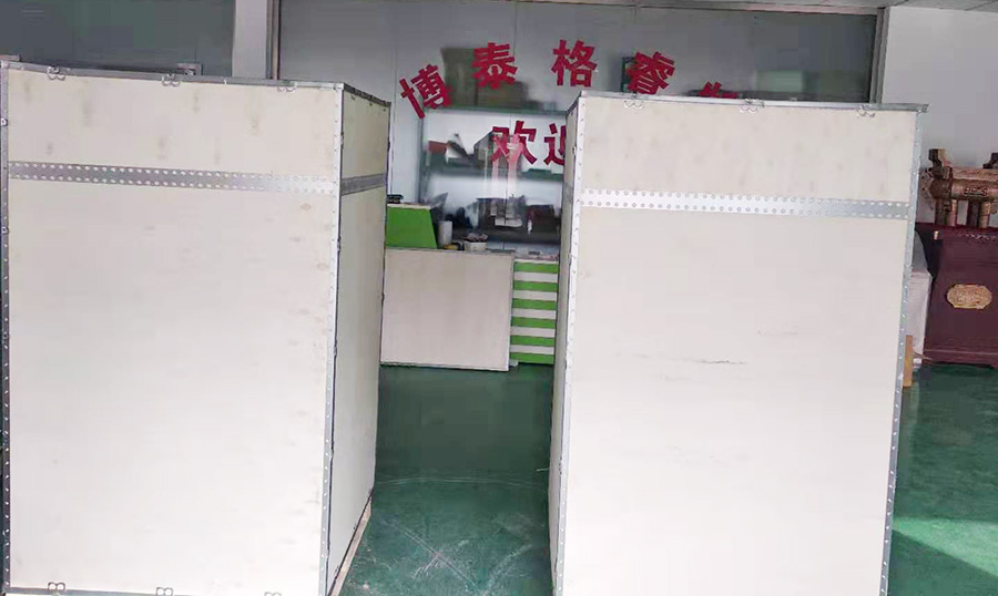我公司生產(chǎn)的激光打標(biāo)機(jī)遠(yuǎn)銷印度、越南、東南亞國(guó)家